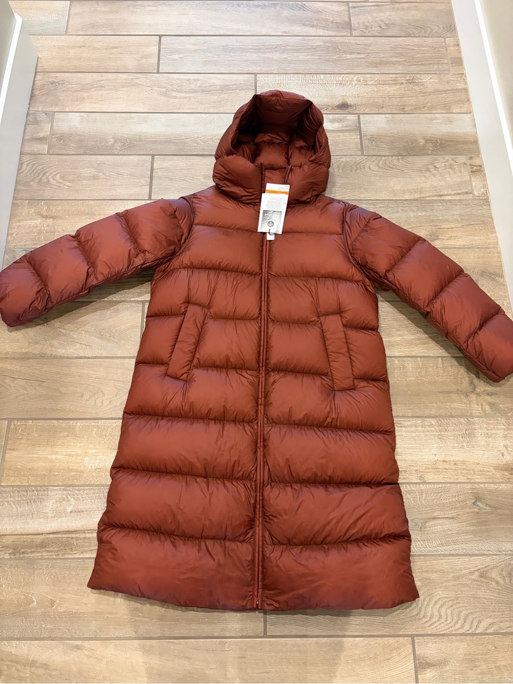 Lululemon Featherweight 900-Down-Fill Long Puffer Jacket new with tags Medium
